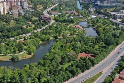Avrupa ve Anadolu Yakası'nda 8 Parkı Yeniledik